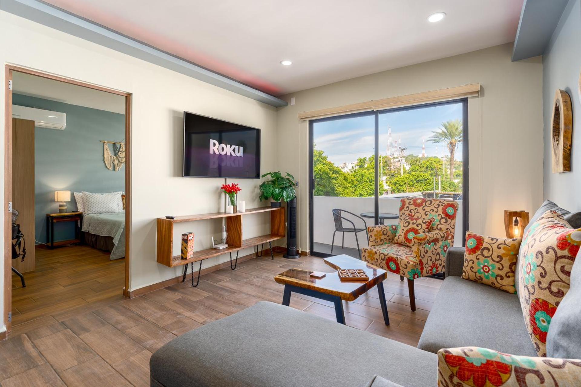 New & Comfy, 5 Star Area, Walk 2 Beach, Pool, Views, King Bed 马萨特兰 外观 照片